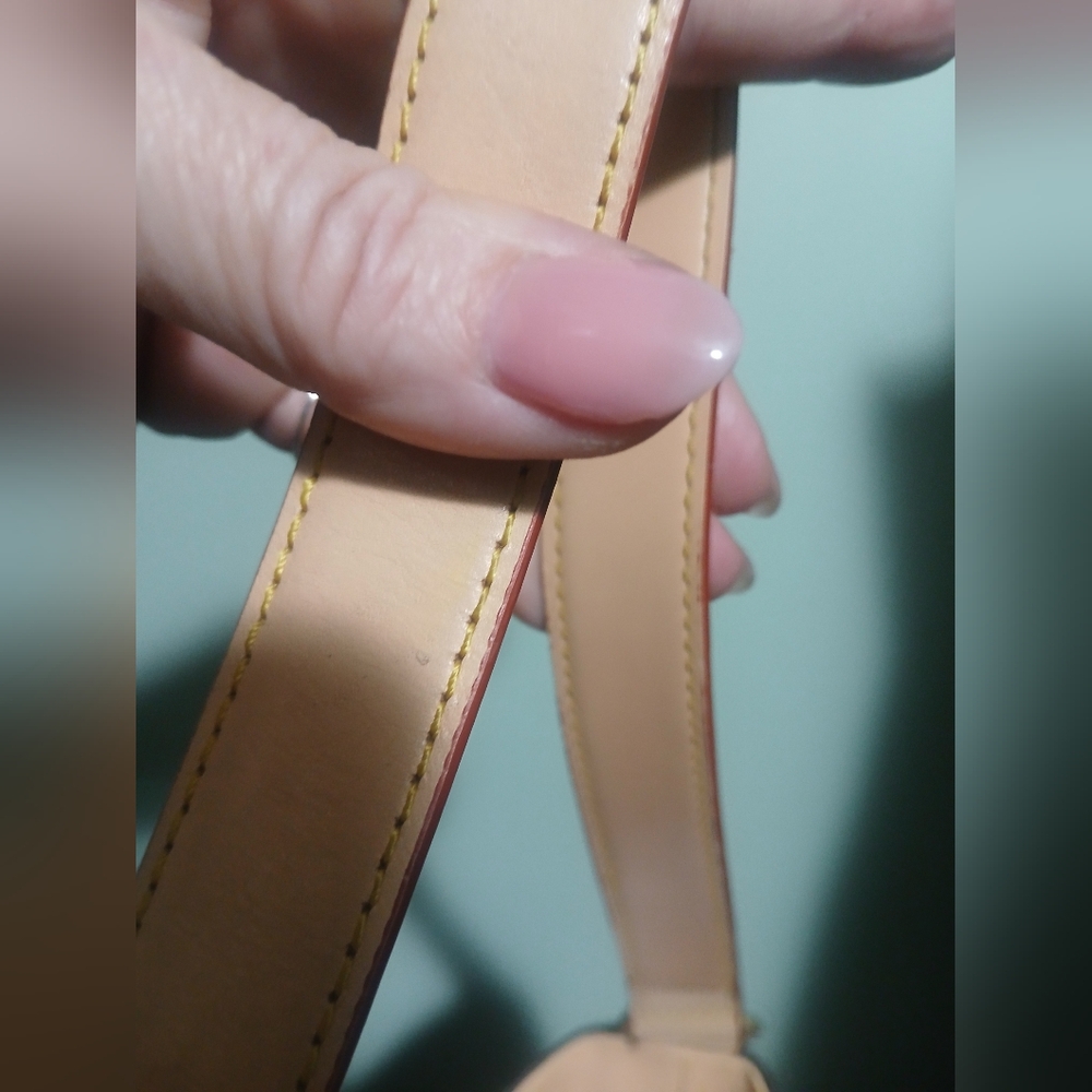 Giani Bernini Leather Shoulder Bag - Picture 5 of 11